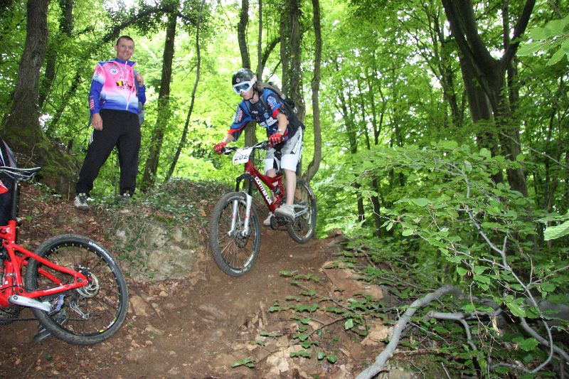 gal/Saison VTT 2008/Photos_Adultes-Retouchees_Selectinnees_Algrange_15_juin_2008/IMG_2439.JPG